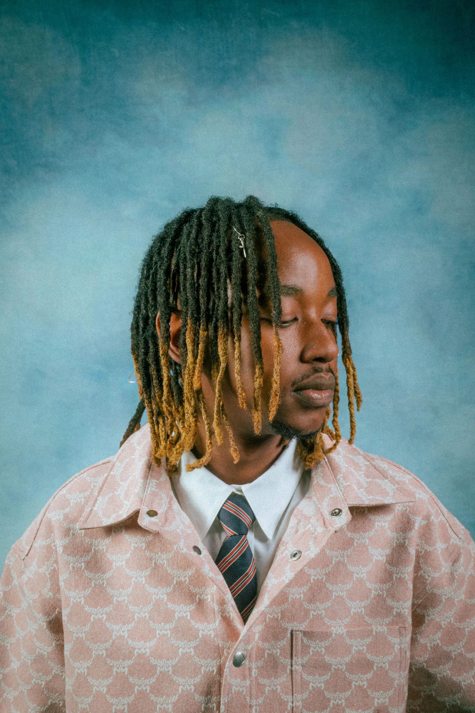 Studio Portraits still 7